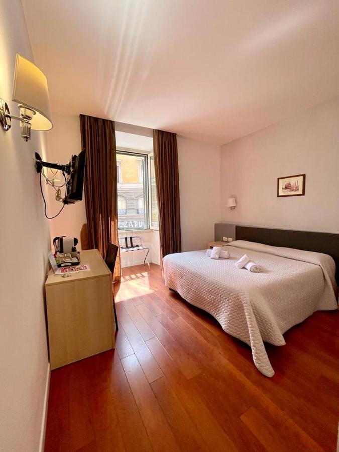 Elle Cavour Guest House Roma Ngoại thất bức ảnh