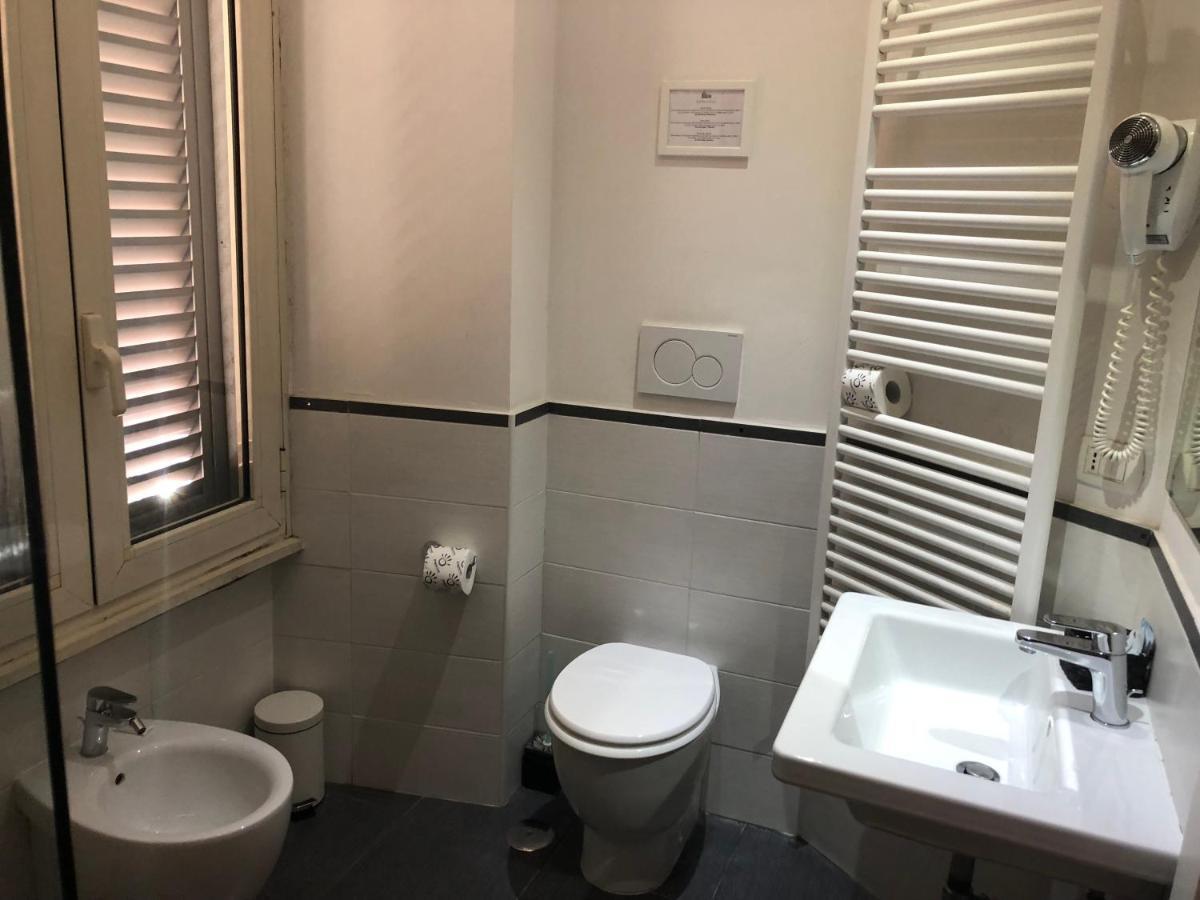 Elle Cavour Guest House Roma Ngoại thất bức ảnh