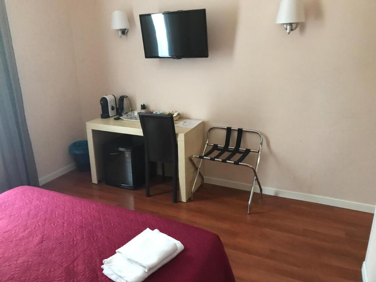 Elle Cavour Guest House Roma Ngoại thất bức ảnh