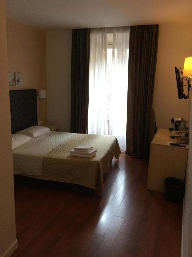 Elle Cavour Guest House Roma Ngoại thất bức ảnh